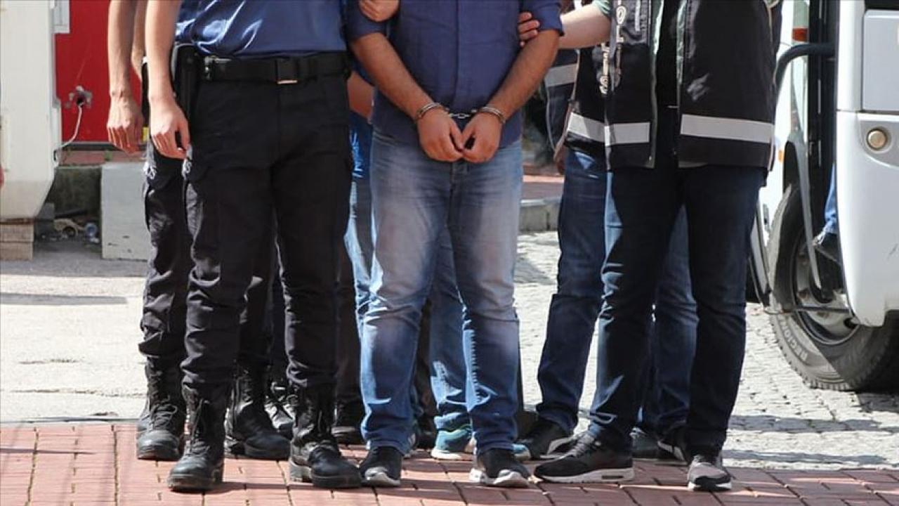 Jandarma’dan kaçamadılar: Çeşitli suçlardan aranan 23 zanlı tutuklandı