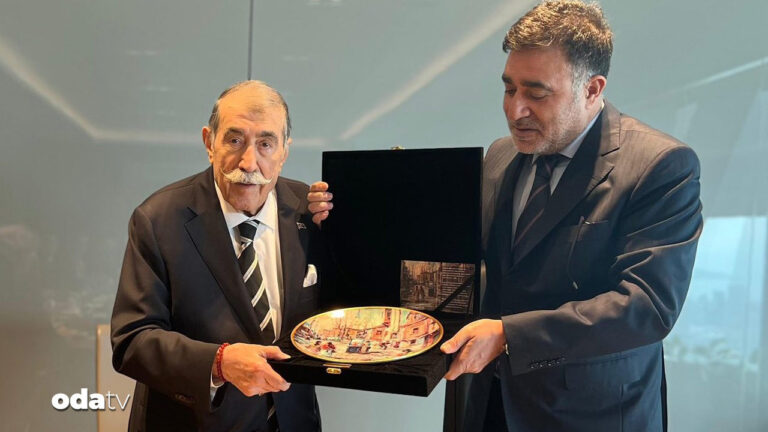 abdulkadir-aksu-vakifbanktaki-gorevinden-ayrildi-CDKXcAsX.jpg