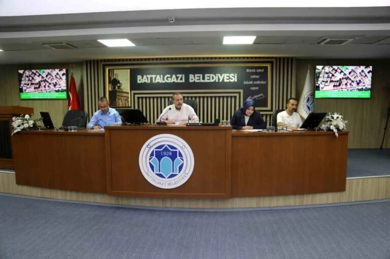 battalgazi-belediyesi-ikinci-oturumunu-gerceklestirdi-tPAIvu8d.jpg