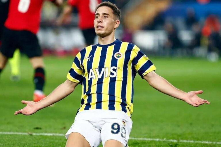 emre-mor-ezeli-rakibe-hayirli-olsun-kd9G5GbL.jpg