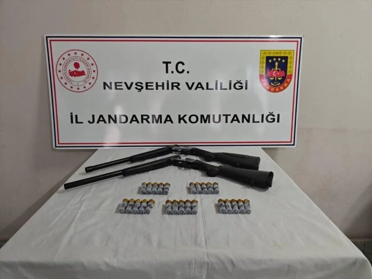 nevsehirde-ruhsatsiz-av-tufegi-ele-gecirildi-bmzMYRMO.jpg