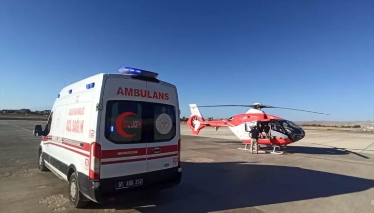 bebek-istanbula-ambulans-ucakla-sevk-edildi-khwi3vys.jpg