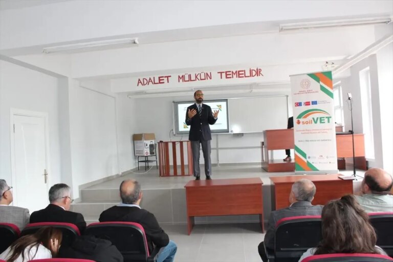 cubukta-yesil-beceriler-egitimleri-basladi-wfJ18YWk.jpg