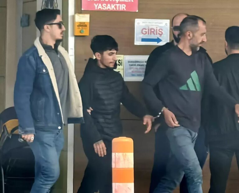inegolde uyusturucu tacirleri sucustu yakalandi zht7lrHy.jpg