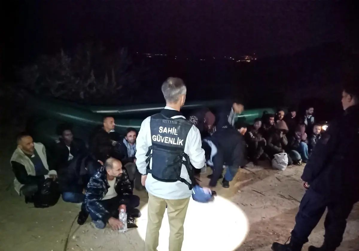 izmirde duzensiz gocmen operasyonlari qbwH3X1Y.jpg