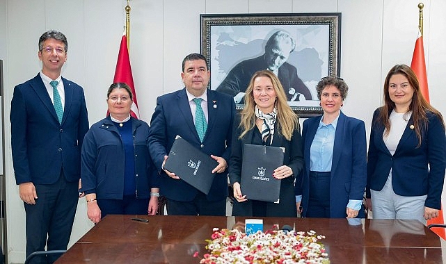 konakta imzalar kadin istihdami icin atildi WiUDBy8r.jpg