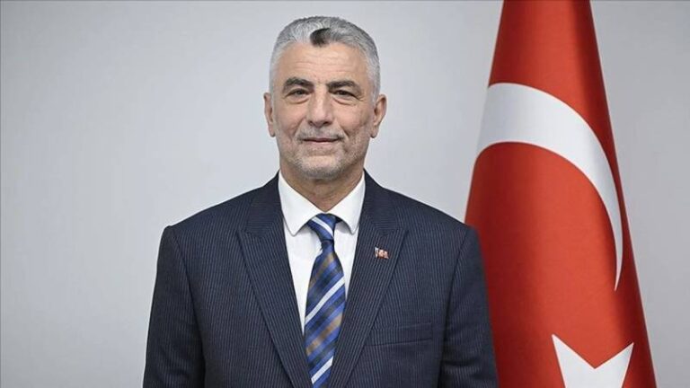 ticaret-bakani-bolat-turkiye-bugun-bolgesinde-oncu-ve-guvenilir-bir-ekonomik-aktor-konumundadir-9upPVtCX.jpg