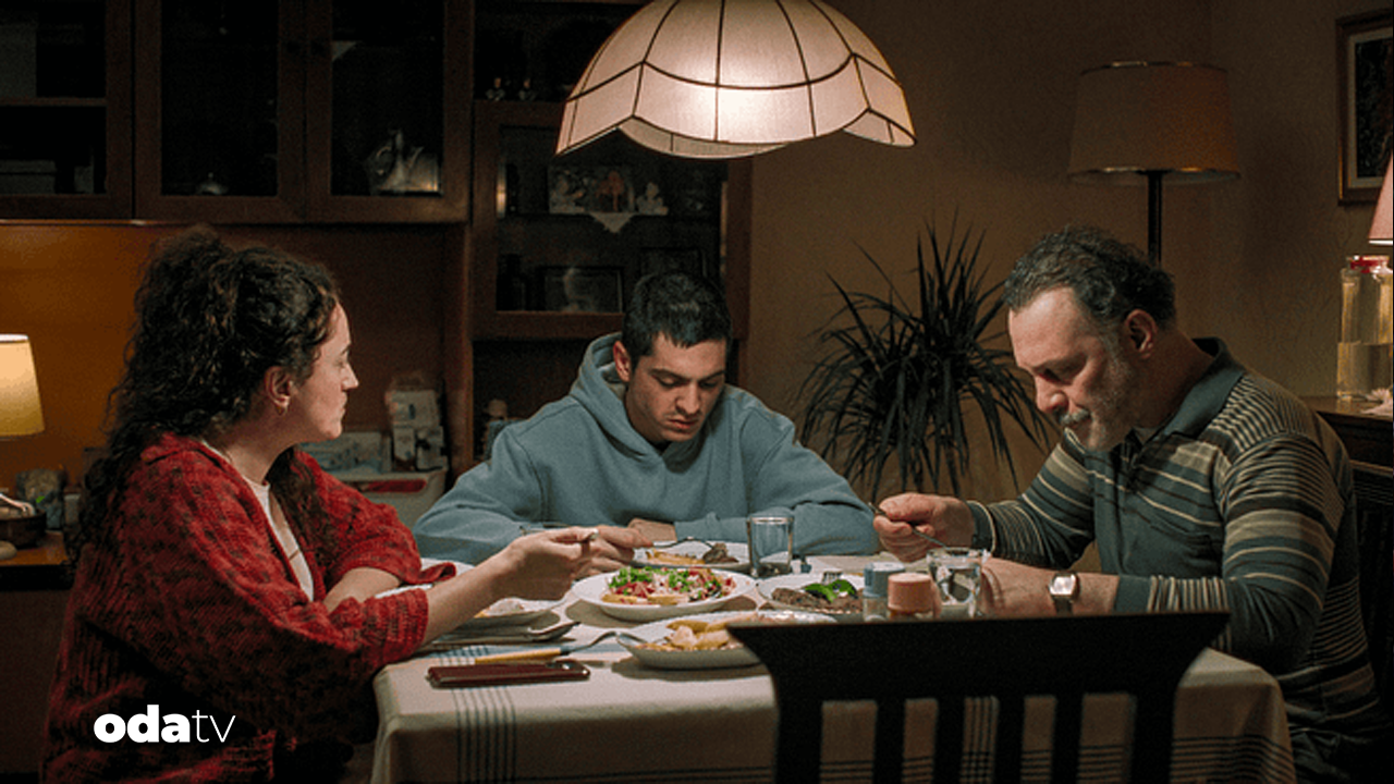 turk yunan ortak yapimi bir arada yalniz tallinnde promiyer yapacak tp5ZlG2C.png