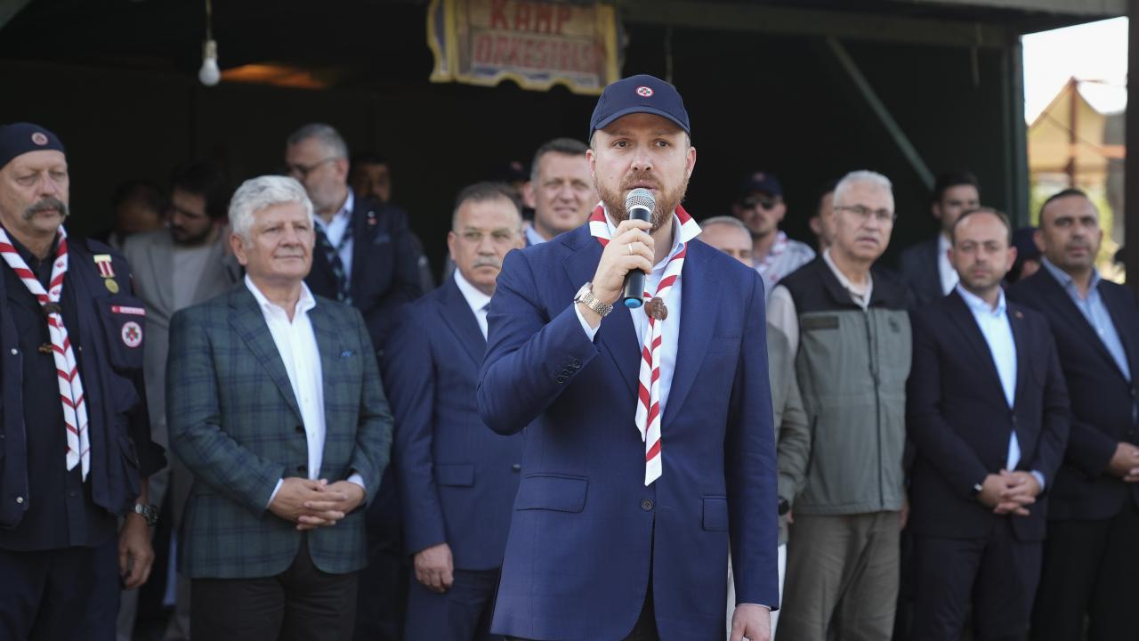 Bilal Erdoğan: Dünyanın barışa ihtiyacı olduğu bir dönemden geçiyoruz Img