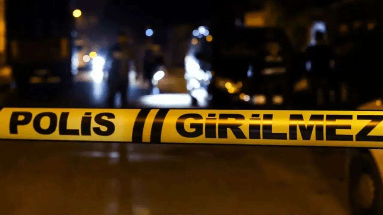 63 yaşındaki erkek, aracının altında ölü bulundu Img